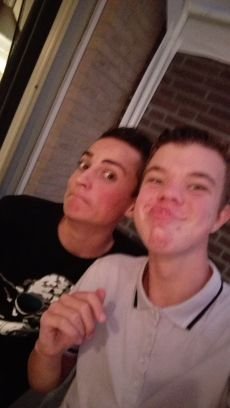 erikmeulenberg's profile picture. Don't worry be happy// Dutchsoundz #hardstyle4life