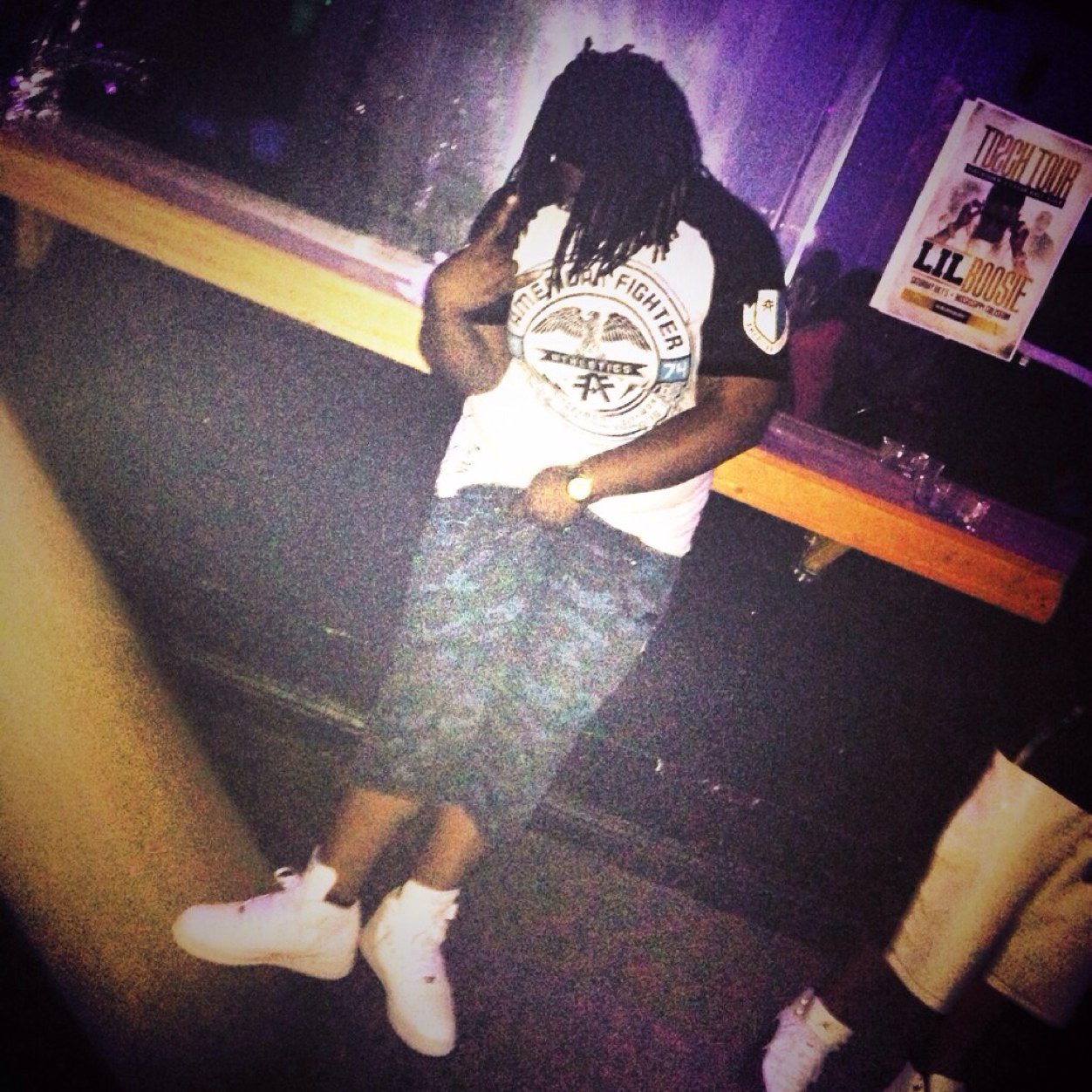 its boy B imma cool dude to get to know i like money and smoking kush nd imma keep it 100% but follow me nd ill be sure to follow back #TeamKush&OJ