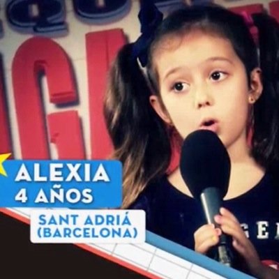 ALEXIA CASTILLO 8 años twitter oficial - instagram: MAMAALEXIA_PG_OFICIAL youtube: ALEXITY