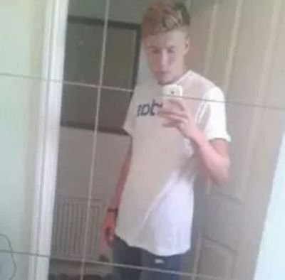 18
follow me for a follow back
*LFC*