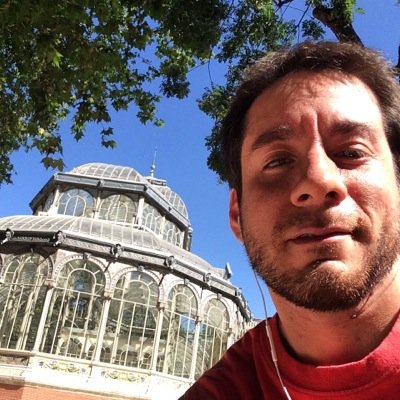 LucianoStucchiP's profile picture. Físico.