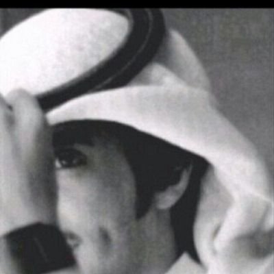 لبى العيون اللي تنآظر صفحتي ،،مدري ذبحهآآ الشوق ولالقآآفه.                  (أتأبع من يتأإبعني)