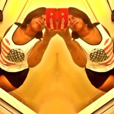 Lowkey here ☺️
Cancer gang ♋️
Bi 
ADD ME ON THE BOOK LOWKEY MAMII  
 Like to me new ppl in life so lol hmu ☺️ ..... Bye now!