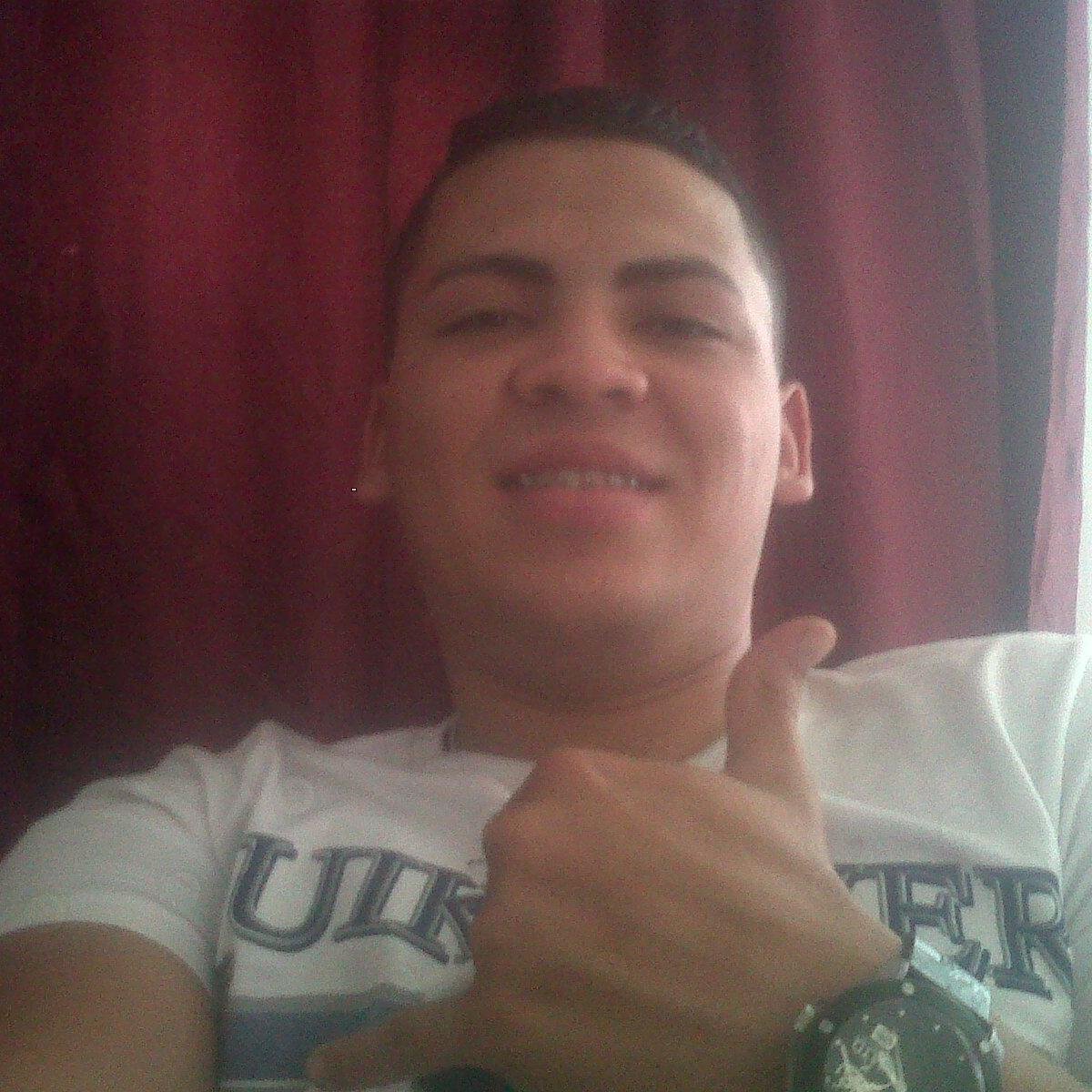 Alberto_Elguaro's profile picture. EL Hip-Hop Rap ~Barquisimeto-Estado-Lara Venezolano
Técnico Medio En Servicios Administrativs 
Mención Contabilidad
Los Valors & Educación...