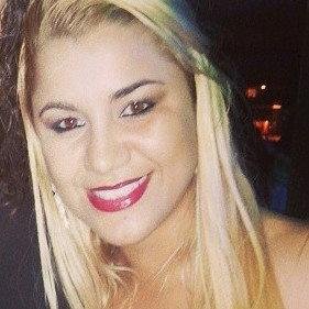 Até onde posso, vou deixando o melhor de mim ... 
Se alguém não viu, foi porque não me sentiu com o coração....'