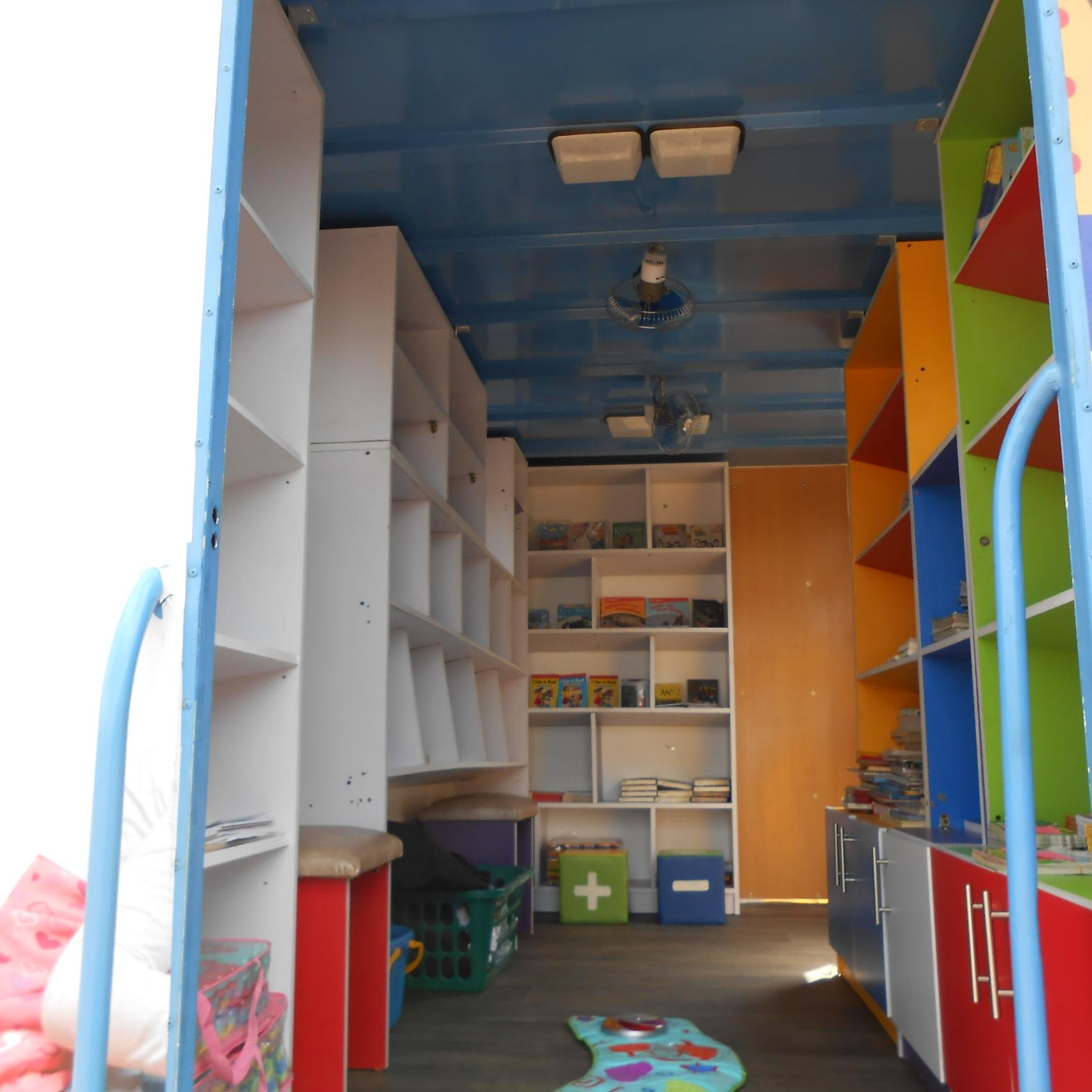 1st Innovative Mobile Library for Children in Nigeria. #Education #Library #BookSales  info@iread.com.ng  https://t.co/XE4P0QpQyh Tel: +234802319703