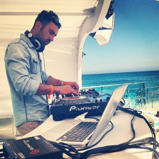 Producer // Promotor Mac Management // Deep Ibiza sergio_herreros@hotmail.com  + 34 91 829 61 31 https://t.co/239Sa6Aa6E…