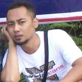 bahagia di mulai dari sendiri,,,
baru orang2 di sekitar kita.....