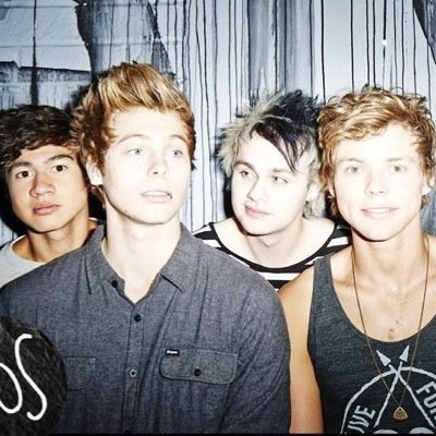 Free follow! PLEASE FOLLOW @dammitlvcas  Ask for fb if she doesn't follow straight away thanks ✌️