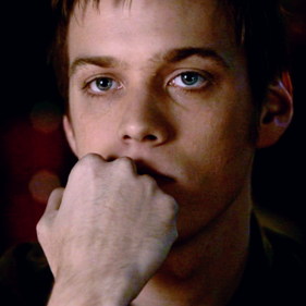 TalesFromACage's profile picture. South of 38.9711° N, 95.4561° W