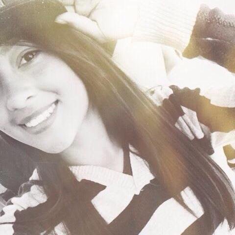 /O meu passado é de milagres
O meu presente é de milagres
E o meu futuro Deus proverá
Um milagre novo para se contar ♫♪ ზ/ DEUS ♥