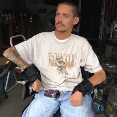 JerrodLowp's profile picture. A semi-functional human who loves dogs and painting shit…