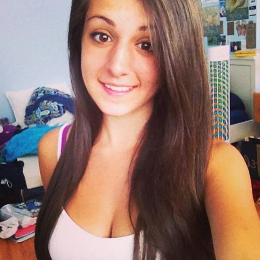 im nicole aka nikkimezz how ya doin.