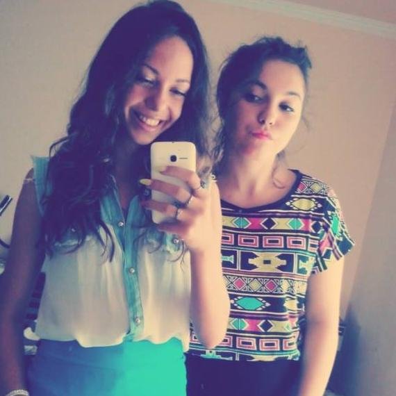 Nikolija Jankovic (Styles) Kristina Stanojkovic (Tomlinson) We are Directioners,and this is our common profile.We're 15.  Follow us and we will follow u back