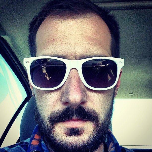 GEEKPR0N Writer by night | Art Director by day
