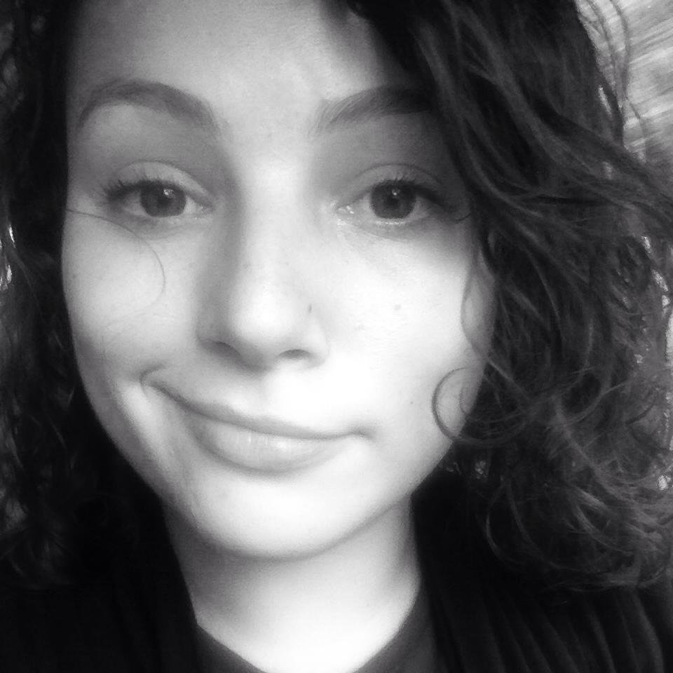 aspiring thespian and social media marketer.