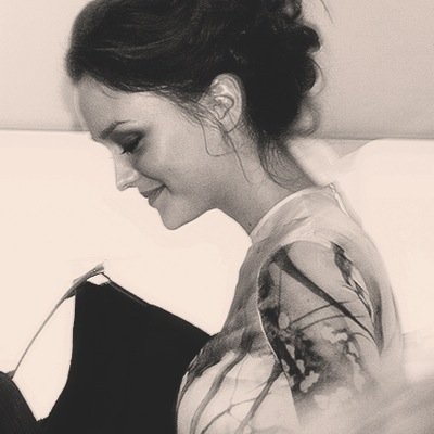 SocialiteBelle's profile picture. I'm the crazy bitch around here. || Head of Emerson Designs || Former Slytherin