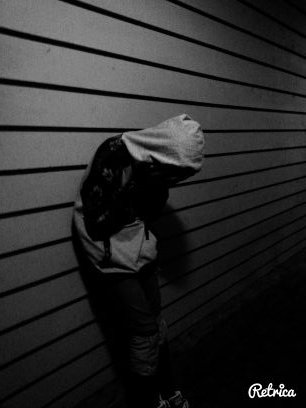 like to chill can sing and rap