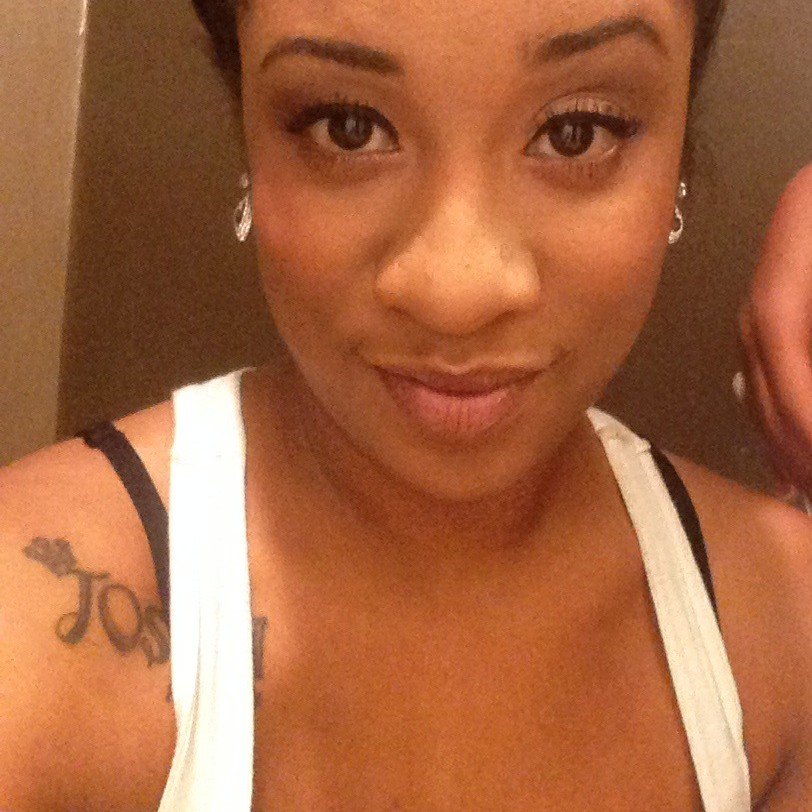 Act like a lady, Think like da Plug #TapOutQueen #MMAFighter #boxer #kickboxer #DixsonsDungeon Davina Laurin #MommyOf2 Follow me... I wont misguide u!!!