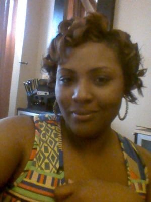 naughty_bi_nay's profile picture. 