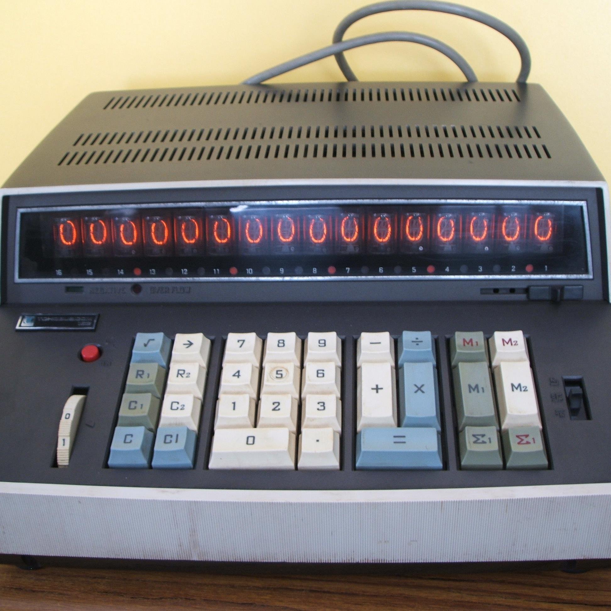 busicom161's profile picture. 車の修理が本業、
趣味はプログラミング。  言語はDelphi,msAccess, がなんとか使える。
今は休眠中だけどアマチュア無線も趣味の一つ。現在でもコールサインは保持してます。
名前のBUSICOM161ですが、現在のCPUの元を開発したビジコン社を尊敬して、一時所有していた同社の電卓のモデル名を名乗ってます。