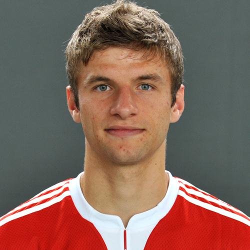 Futbolista del Bayern Munich con mi preciosa Luisana Lopilato ♥ #FAKE