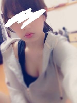 エロいことあれば大好きです(≧∇≦)誰か私と気持ちよくなりませんか？裏アカです！