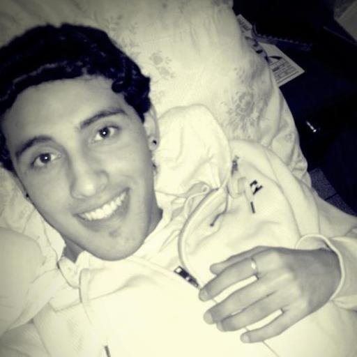 AleBeduino's profile picture. Solo qedan palabraas (8