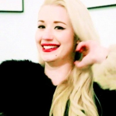 #thenewclassic Your heros wear capes mine has a big ASS @iggyazalea @ritaora Iggy Azalea will change your life and make you work! Riggy Orzalea