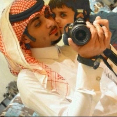ليس بالضروره أن تكون شاعراً اوكاتبٍ لتحاول التعبير عن مشاعرك. . . . فقط أنتقي ماراق لك من كلمات لتعبر عما عجزت عن قوله