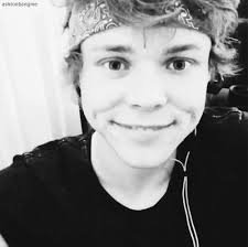 ☯Beautiful Ashton Girls☯
