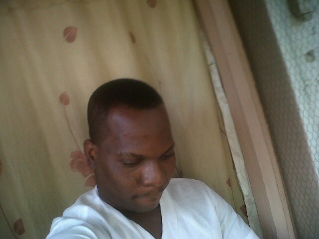 Am open-minded,Am into painting;love traveling, very obedient,hardworking,simple,caring! Very understanding' I love to meet new pple!! Luv u all;;;;pin;2718e445