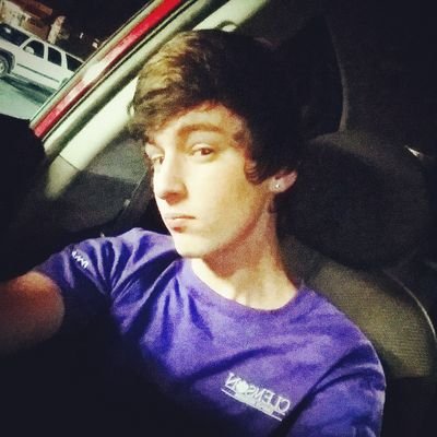 ✯Hated by many, trash talked by some. How many cares I give,it's less than one. 
✯Dont like me?Fuck off! ✯TRHS Sophomore 
✯L {G} BT✯To glam 4 u