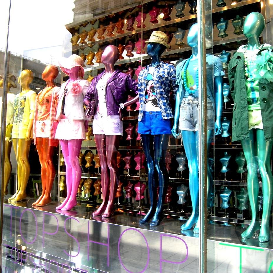 WEretail's profile picture. Fun things. Gross things. Things that make your day. We can survive retail together.