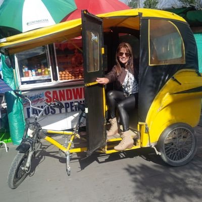 estilista profesional emprendedora madre de tres tesoros Hermosos.Feliz y agradecida con mi Vida *-*