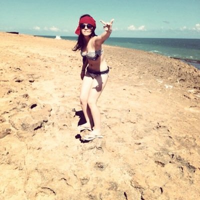 Odontologa❤️ Para ser feliz solo hay que tener ganas (y) .