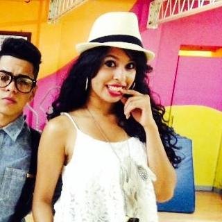 Estudiante de Psicología, Bailarina de la Compañía de Baile GUMBAO, Amante de los animares, el baile y la música 3 :* 3