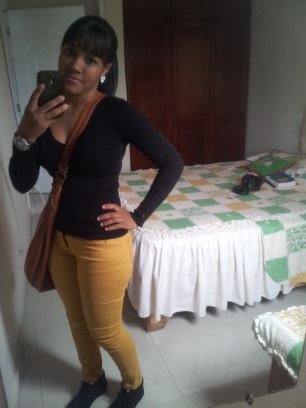 Estudiante de Leyes,en la UASD. Petromacorisana. Tengo 5'2 de estatura,y soy feliz :p .Vivo para Dios y para mi.