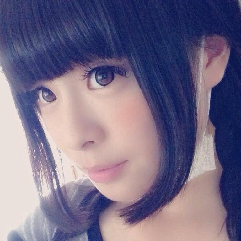 中高生が自宅で出来る簡単なヘアアレンジを取り上げていきます。通学前のちょっとした時間や電車の中ですぐに実践できるアレンジを紹介☆気に入ったらRT＆フォローしていってね♡