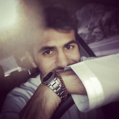 لست بالسهل الهين ولا بالهين السهل . مهندس . نادر و دايم في غربه . من دار زايد