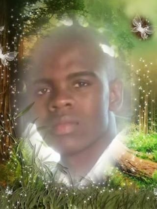 EnoqueMussungo's profile picture. 