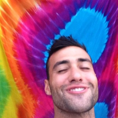 Free dreaming radical stoked on the wondeful adventure called LIFE. 

Wholeness and Balanced Vibrations.

MAICMIR, BINTSTUD 

Cofounder at Emly
