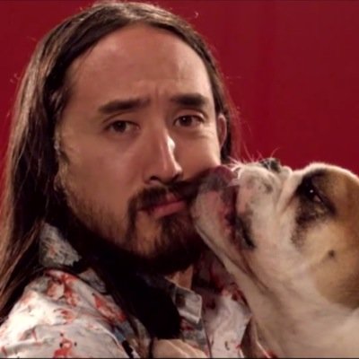 elleno13's profile picture. 