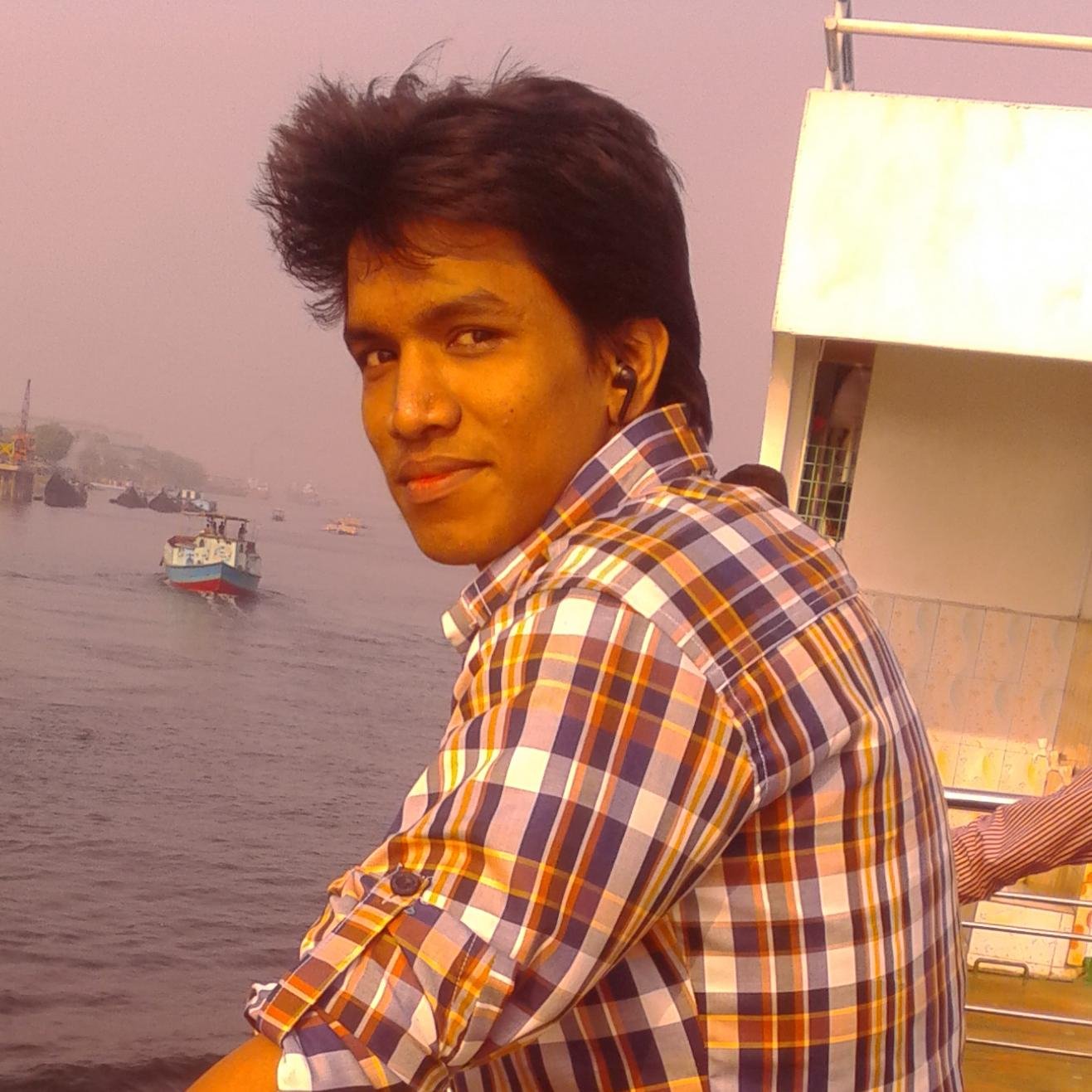 mhshowpon's profile picture. 