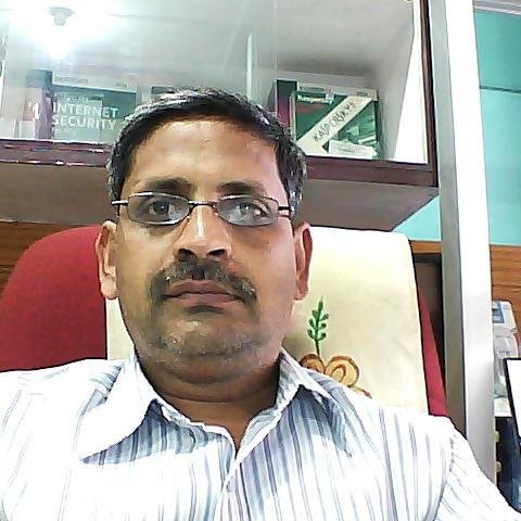 AM A BUSINESSMAN
SPORTSMAN
ROTARIAN
FRIENDLY PERSON