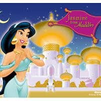 『アラジン』（1992）に登場する、国王サルタンの娘で美しく賢い王女。砂漠に囲まれた神秘と魅惑の都アグラバーの宮殿に住んでいます。愛のある結婚をしたいと強く望むジャスミンは、自分の手で自由を掴もうと貧しい娘に変装して宮殿をこっそり抜け出し、そこでアラジンと出会います。地位や財産にとらわれることなく、人間の本当の姿を見抜