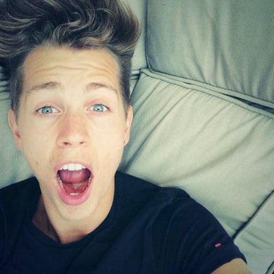 httpjadley's profile picture. 