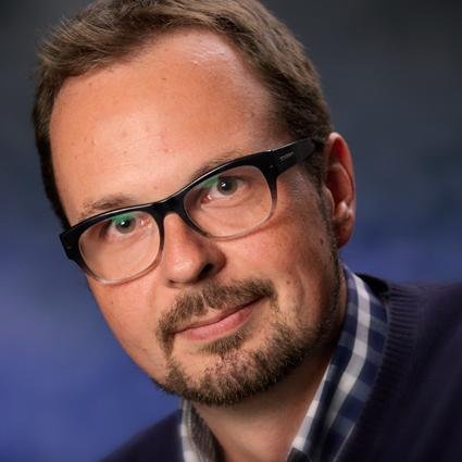 Lead developer at @nlvoorelkaar - Conference speaker - Co-organiser of the @codebythesea user group