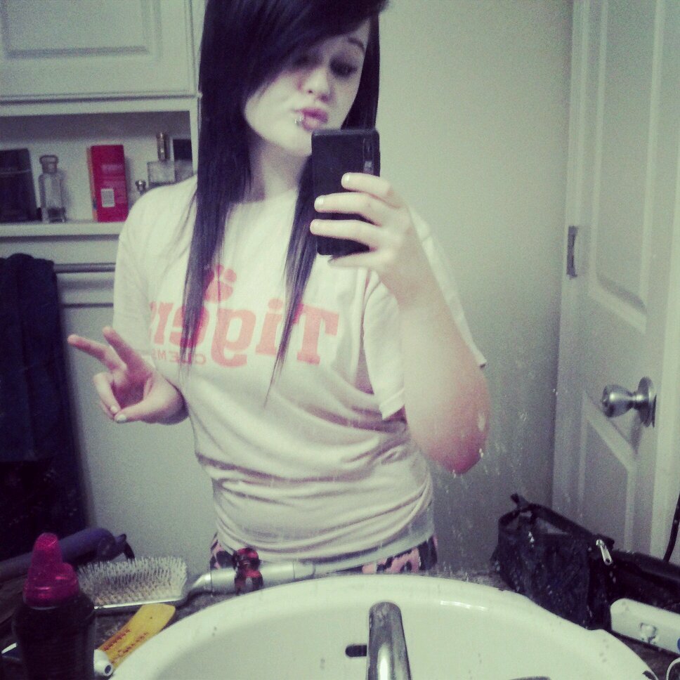 #18 #OneLove #420 Greenwood , SC ; HMU