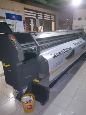 Branding Mobil, Skin HP, OutDoor InDoor Digital Printing, Cutting Sticker, Print&Cut, Offset. Call : 08113465963, 083827166555
WA: 08113465963